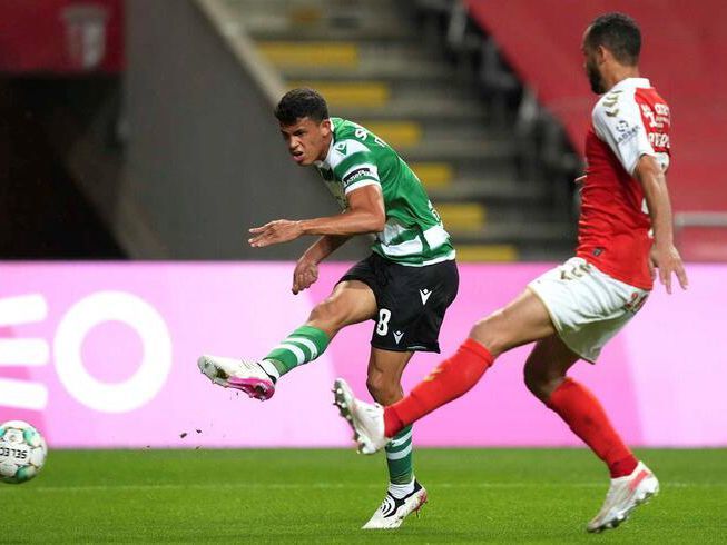 手在盯防端 手在盯防端