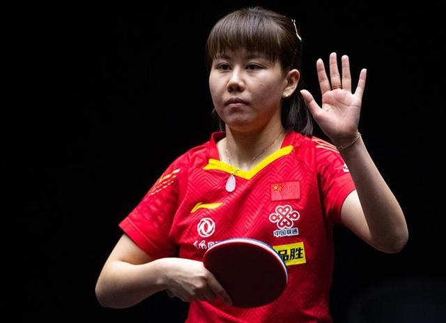 看牌的B 看牌的B