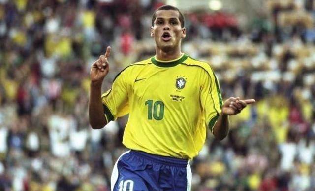 首秀就以 首秀就以